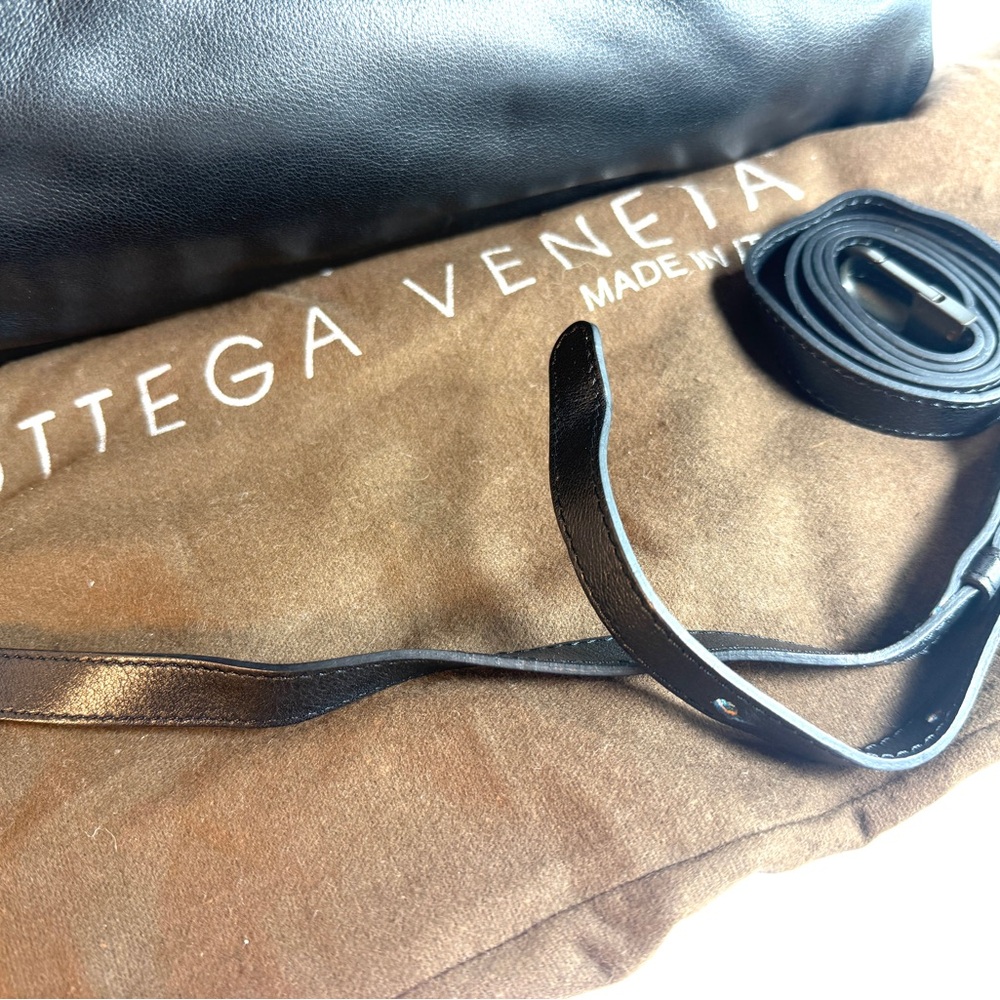 Bottega Veneta Black Leather Satchel. Briefcase. Crossbody . - Picture 2 of 11
